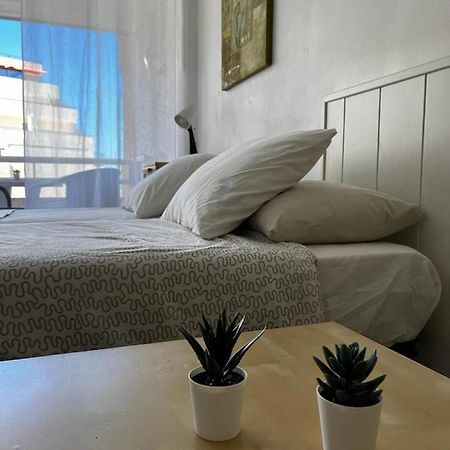 Borinquen Studio Apartment Playa Fanabe Luaran gambar